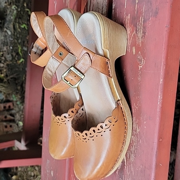 Dansko Marta Clogs Size 41 - Picture 3 of 6